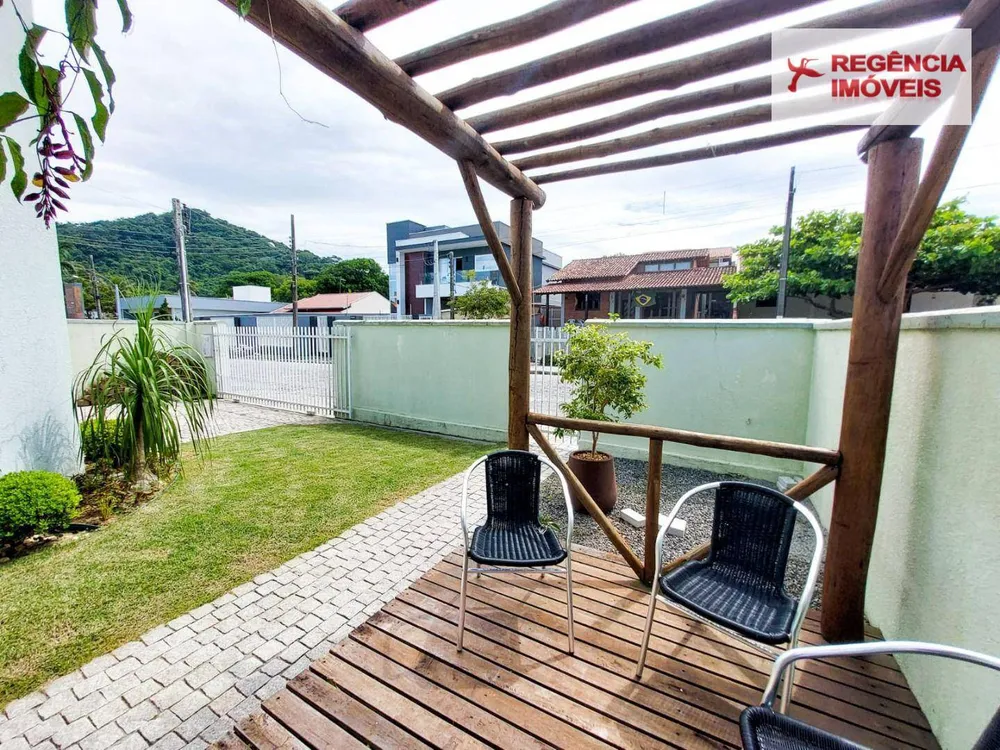 Casa, 4 quartos, 300 m² - Foto 1
