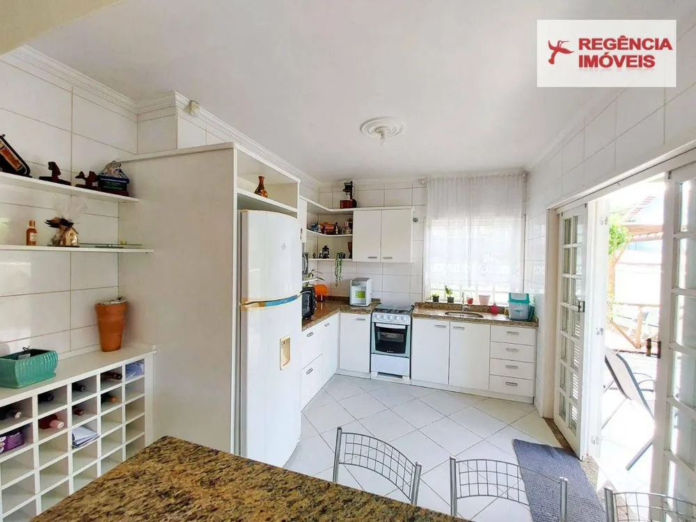 Casa, 4 quartos, 300 m² - Foto 12