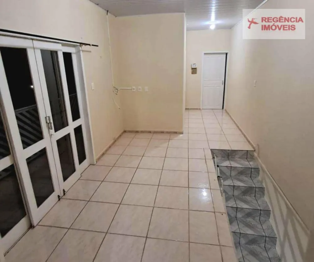 Casa, 4 quartos, 224 m² - Foto 3