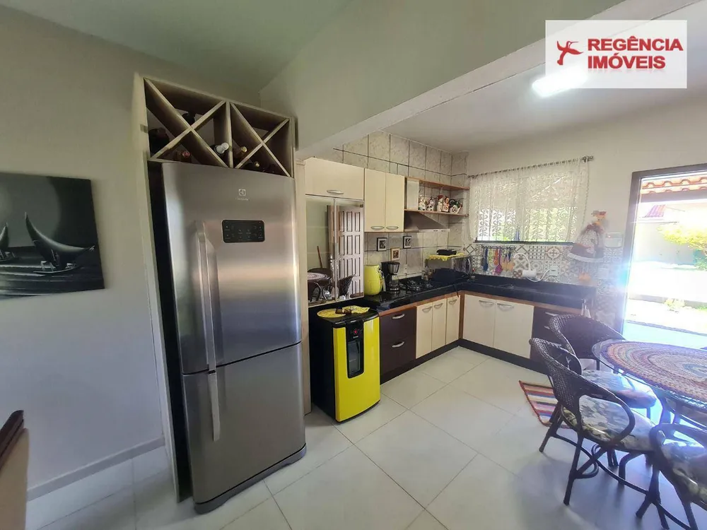 Casa, 3 quartos, 230 m² - Foto 4