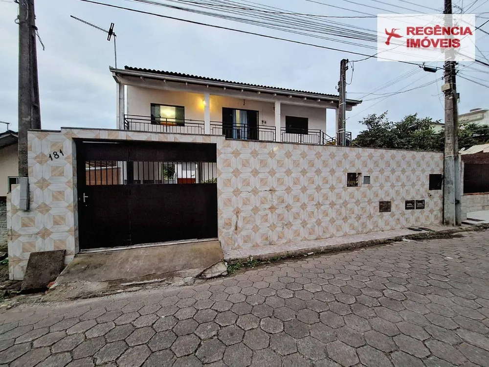Casa, 8 quartos, 390 m² - Foto 4