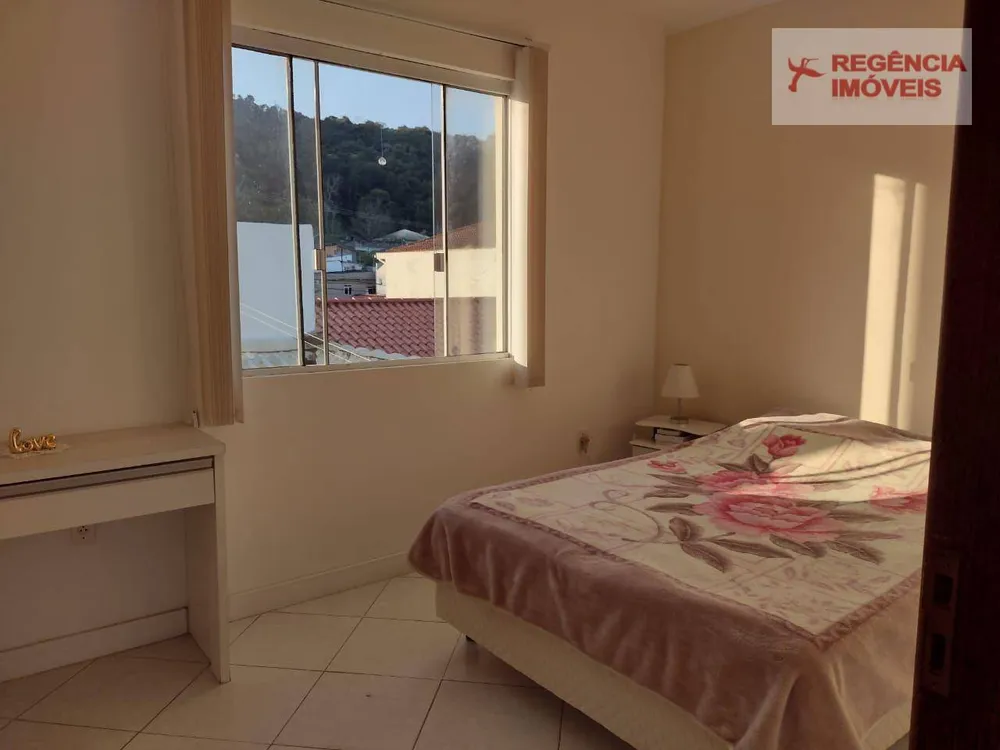 Casa, 4 quartos, 150 m² - Foto 1