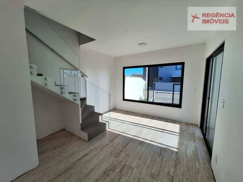 Casa, 3 quartos, 81 m² - Foto 2