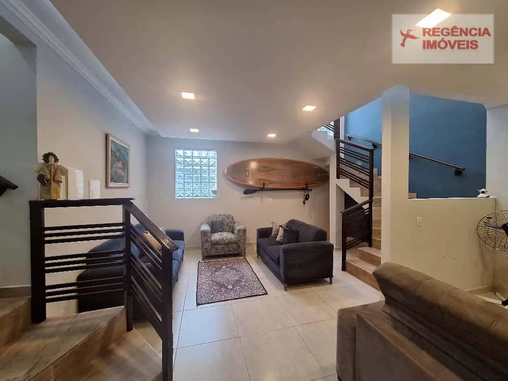 Casa, 4 quartos, 230 m² - Foto 2