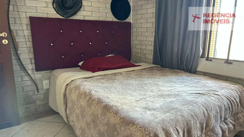 Casa, 4 quartos, 240 m² - Foto 8