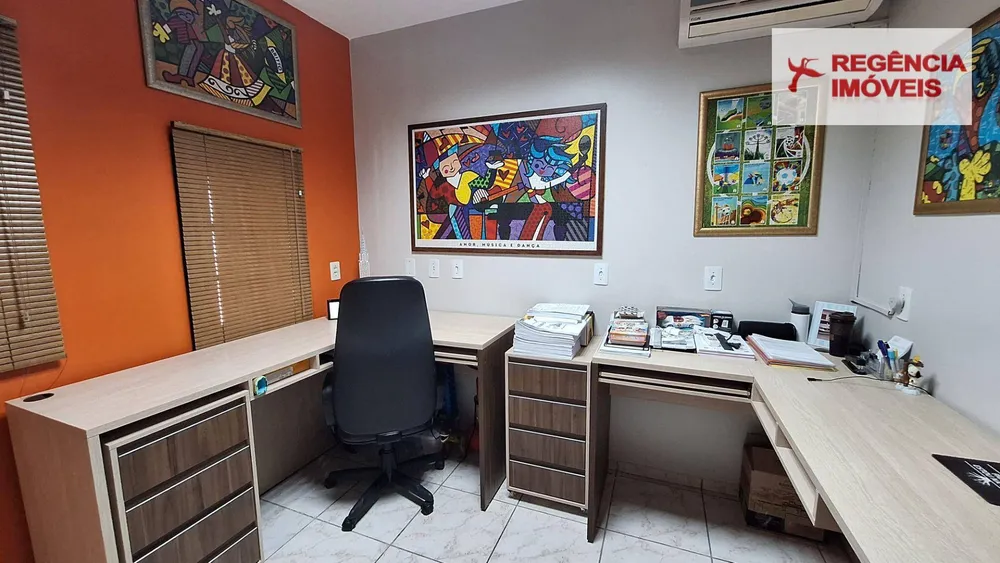 Casa, 4 quartos, 273 m² - Foto 2