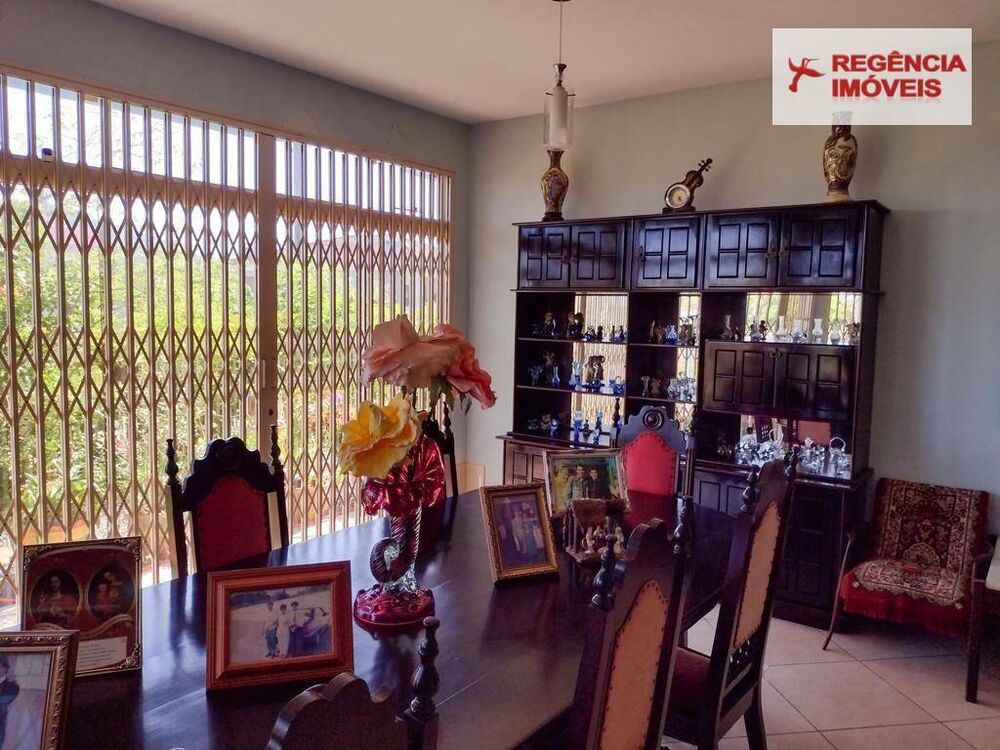 Casa, 3 quartos, 310 m² - Foto 4