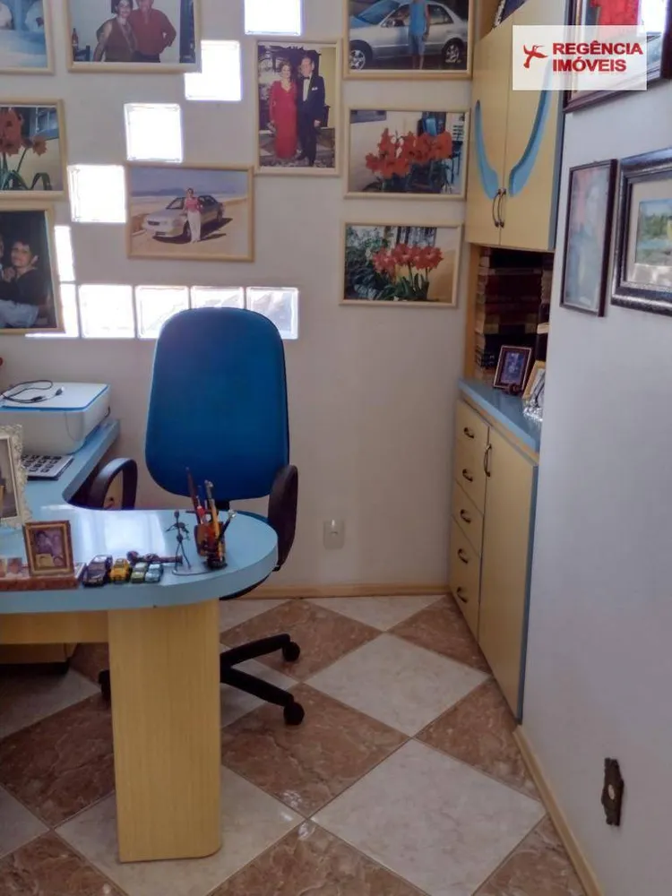 Casa, 3 quartos, 310 m² - Foto 15
