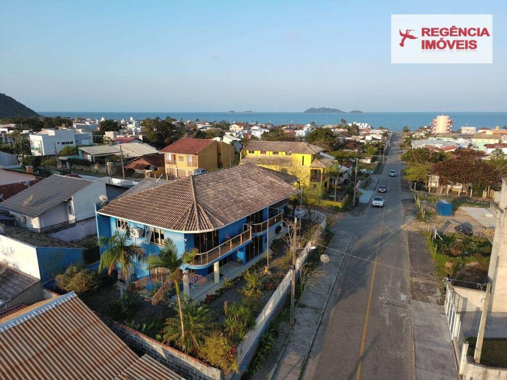 Casa, 3 quartos, 310 m² - Foto 1