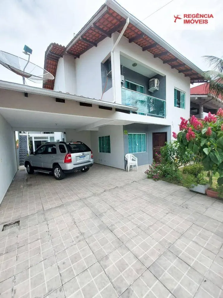 Casa, 7 quartos, 300 m² - Foto 2
