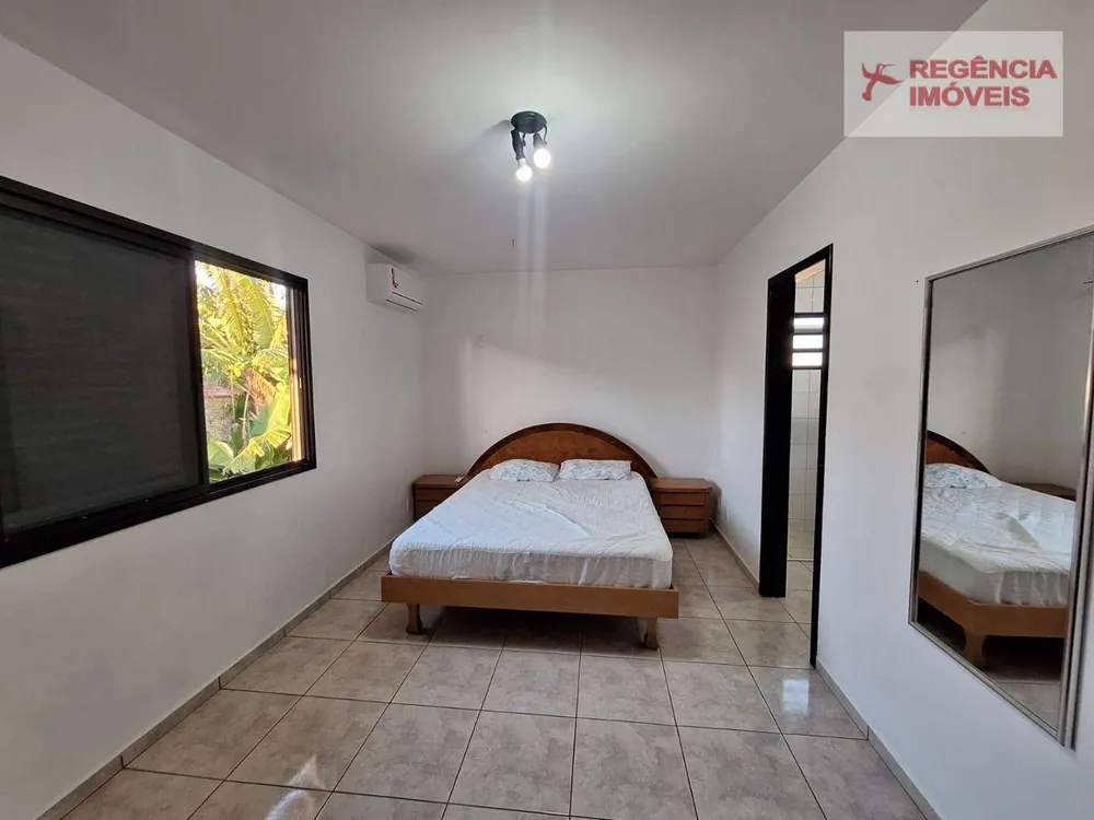 Casa, 4 quartos, 240 m² - Foto 10