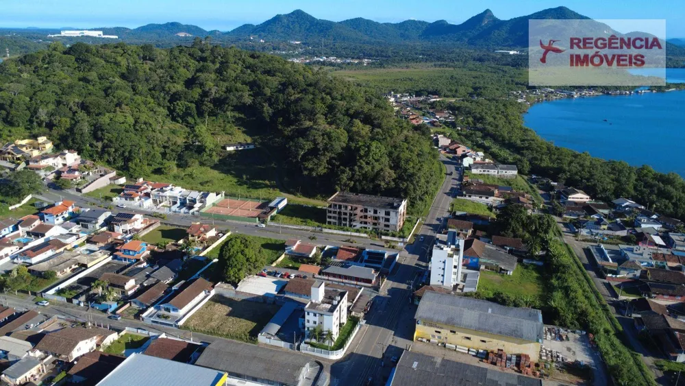 Casa, 3 quartos, 172 m² - Foto 1