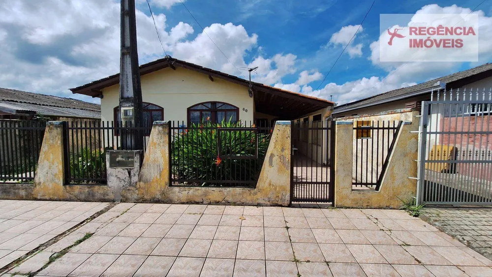 Casa, 4 quartos, 109 m² - Foto 1