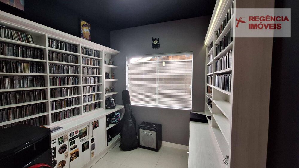 Casa, 3 quartos, 250 m² - Foto 3