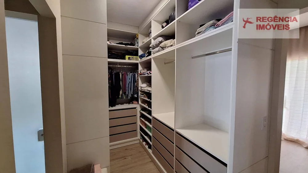 Casa, 3 quartos, 250 m² - Foto 1
