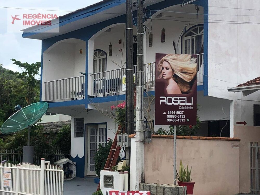 Casa à venda com 7 quartos, 315m² - Foto 4