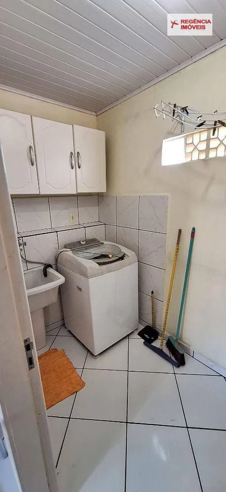 Casa, 6 quartos, 238 m² - Foto 9