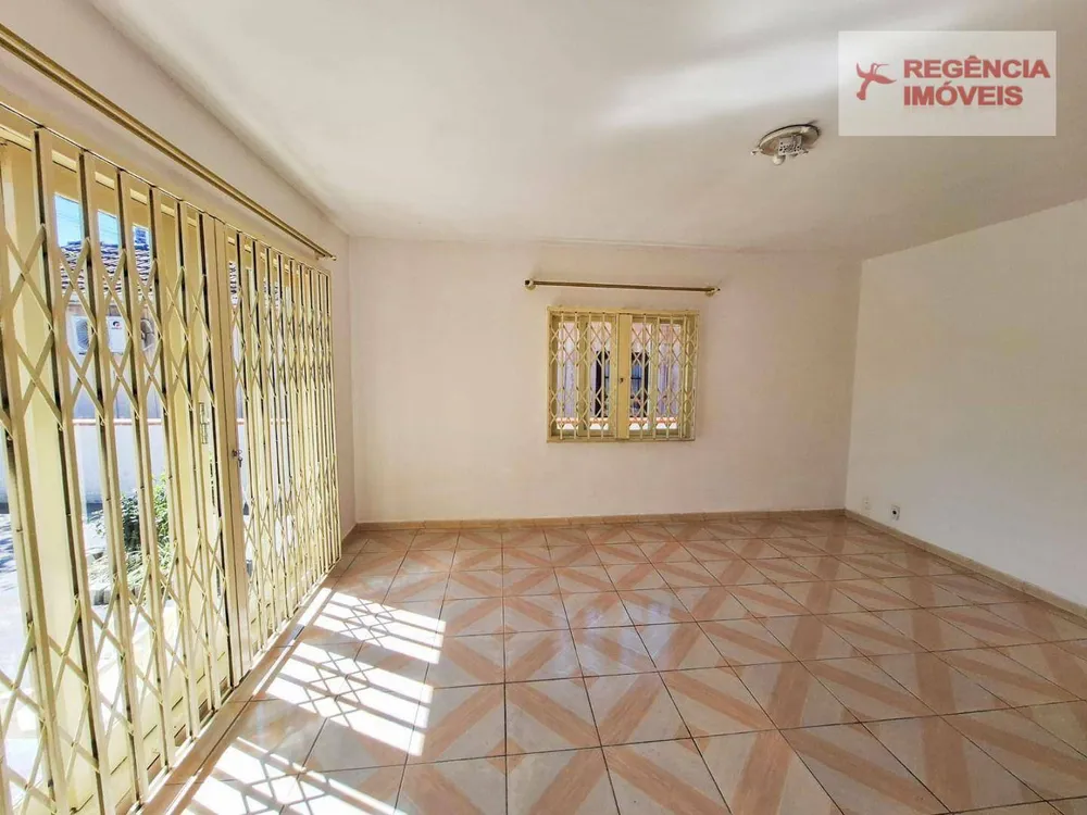 Casa, 3 quartos, 170 m² - Foto 2