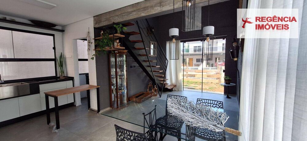 Casa, 1 quarto, 73 m² - Foto 1