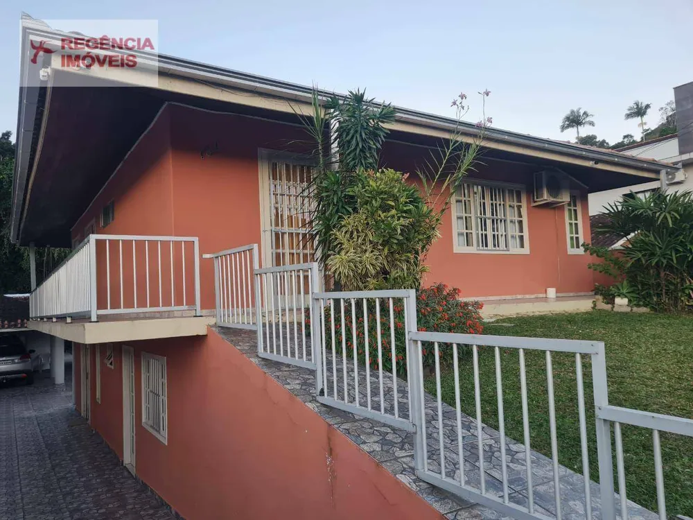 Casa, 3 quartos, 230 m² - Foto 2