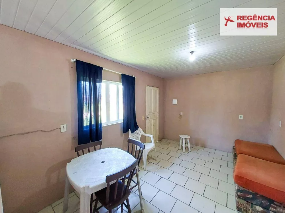 Casa à venda com 2 quartos, 60m² - Foto 3