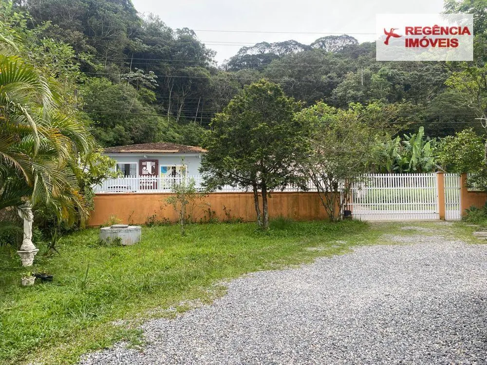 Casa, 3 quartos, 180 m² - Foto 1