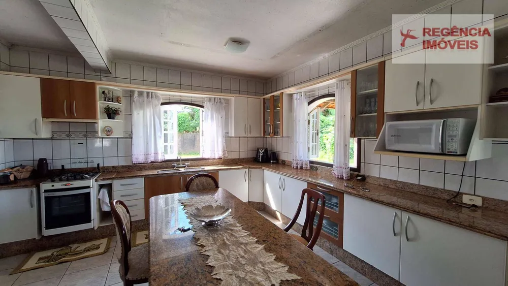 Casa, 3 quartos, 180 m² - Foto 1