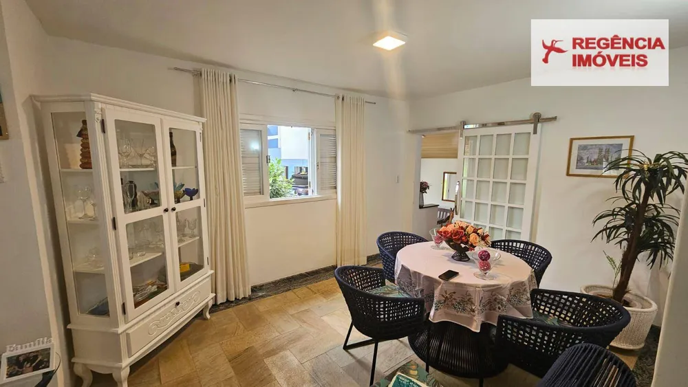 Casa, 4 quartos, 324 m² - Foto 1