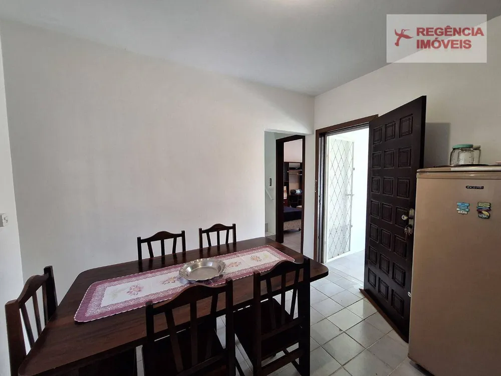 Casa, 8 quartos, 295 m² - Foto 1