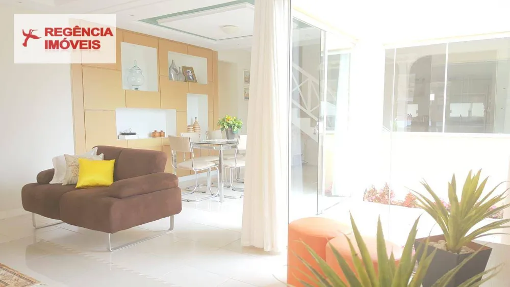 Casa, 4 quartos, 242 m² - Foto 9