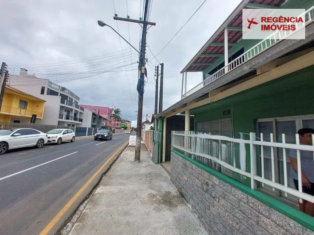 Casa, 8 quartos, 200 m² - Foto 16