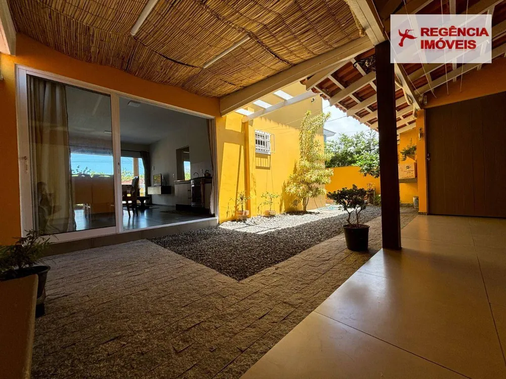 Casa, 4 quartos, 240 m² - Foto 11