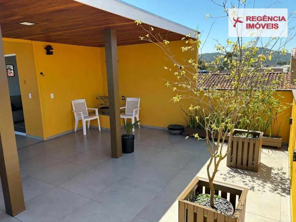 Casa, 4 quartos, 240 m² - Foto 5
