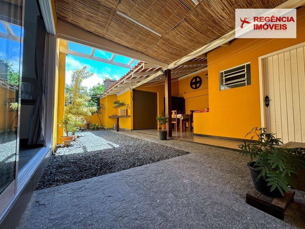 Casa, 4 quartos, 240 m² - Foto 3