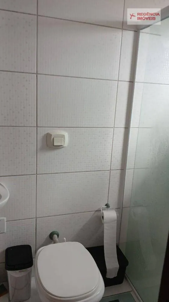 Casa, 6 quartos, 221 m² - Foto 3