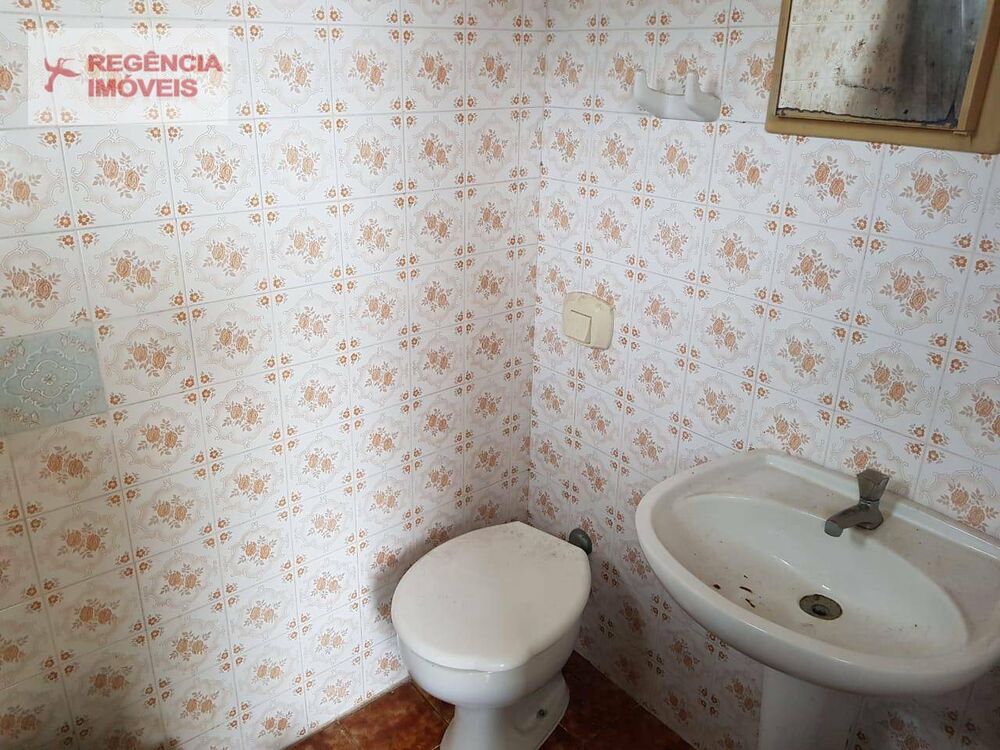 Casa à venda com 4 quartos, 123m² - Foto 2