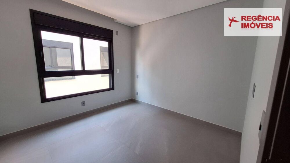 Casa, 3 quartos, 159 m² - Foto 1