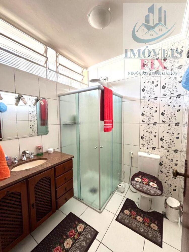 Casa, 4 quartos, 258 m² - Foto 5