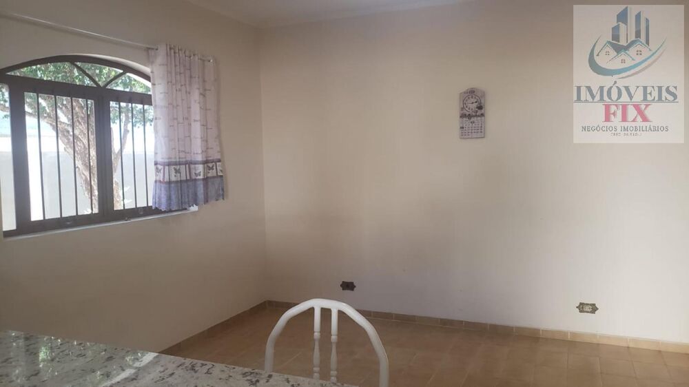 Casa, 3 quartos, 208 m² - Foto 2