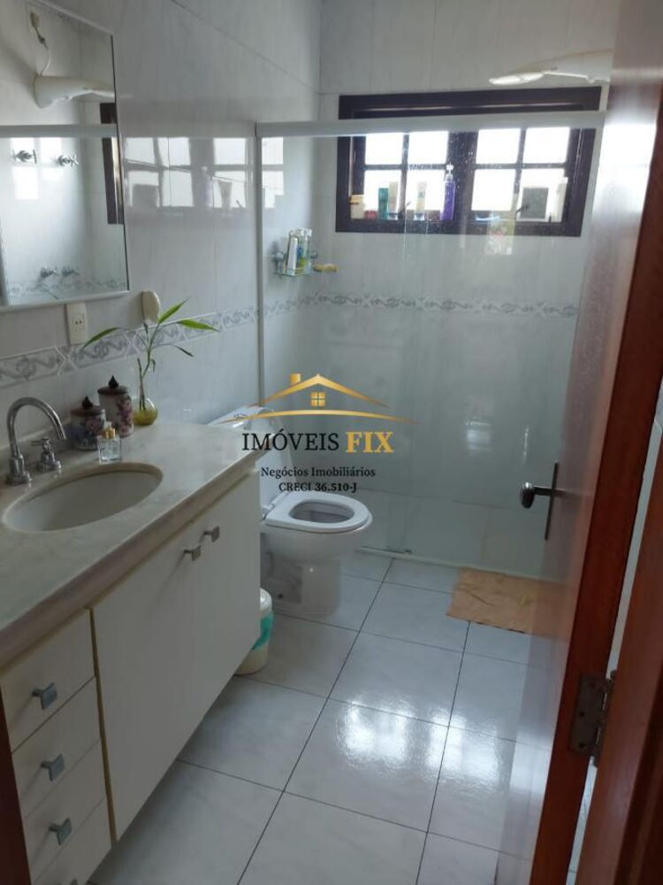 Casa, 3 quartos, 226 m² - Foto 17