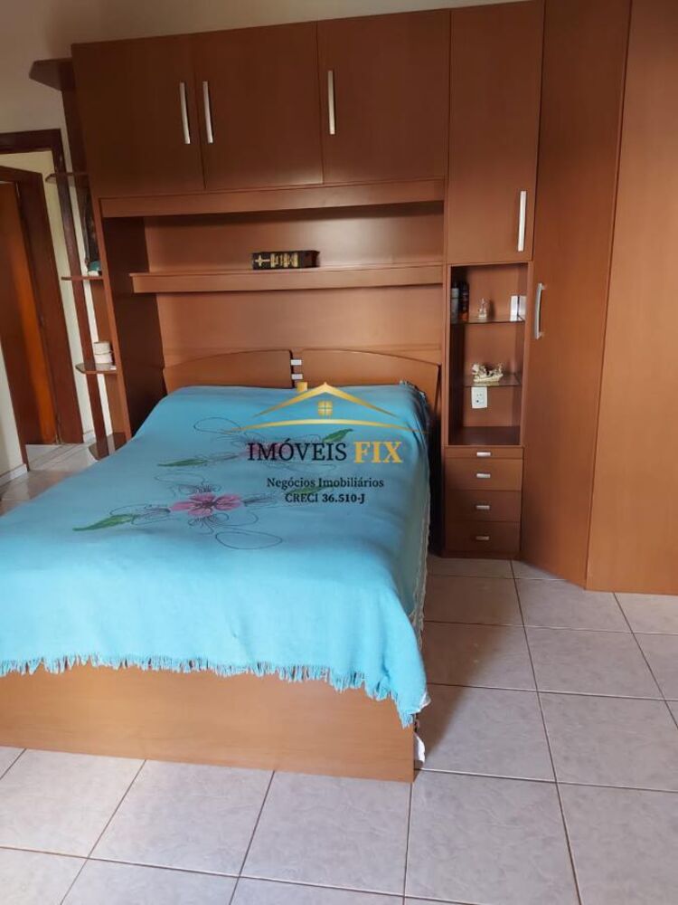 Casa, 3 quartos, 226 m² - Foto 6