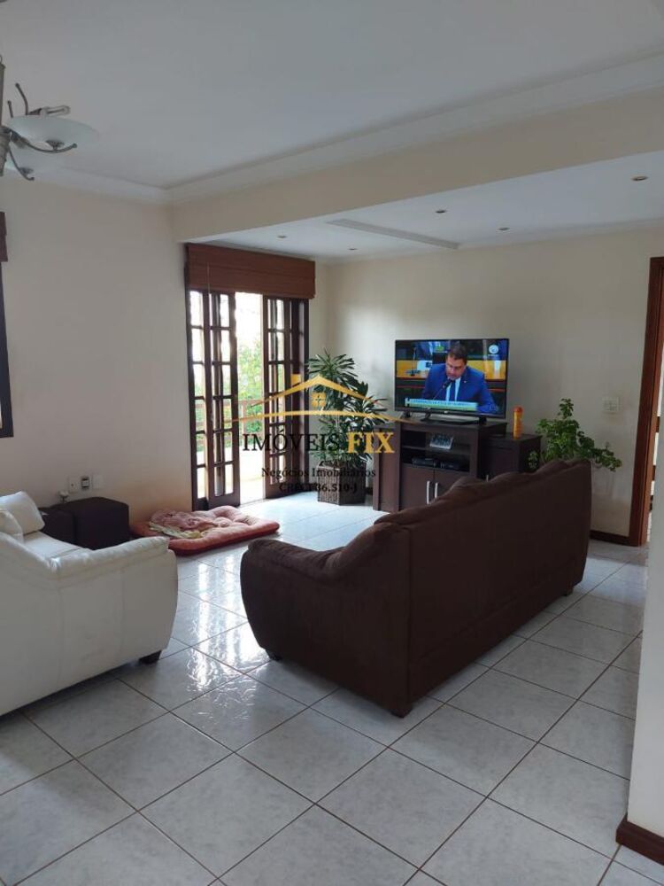 Casa, 3 quartos, 226 m² - Foto 4