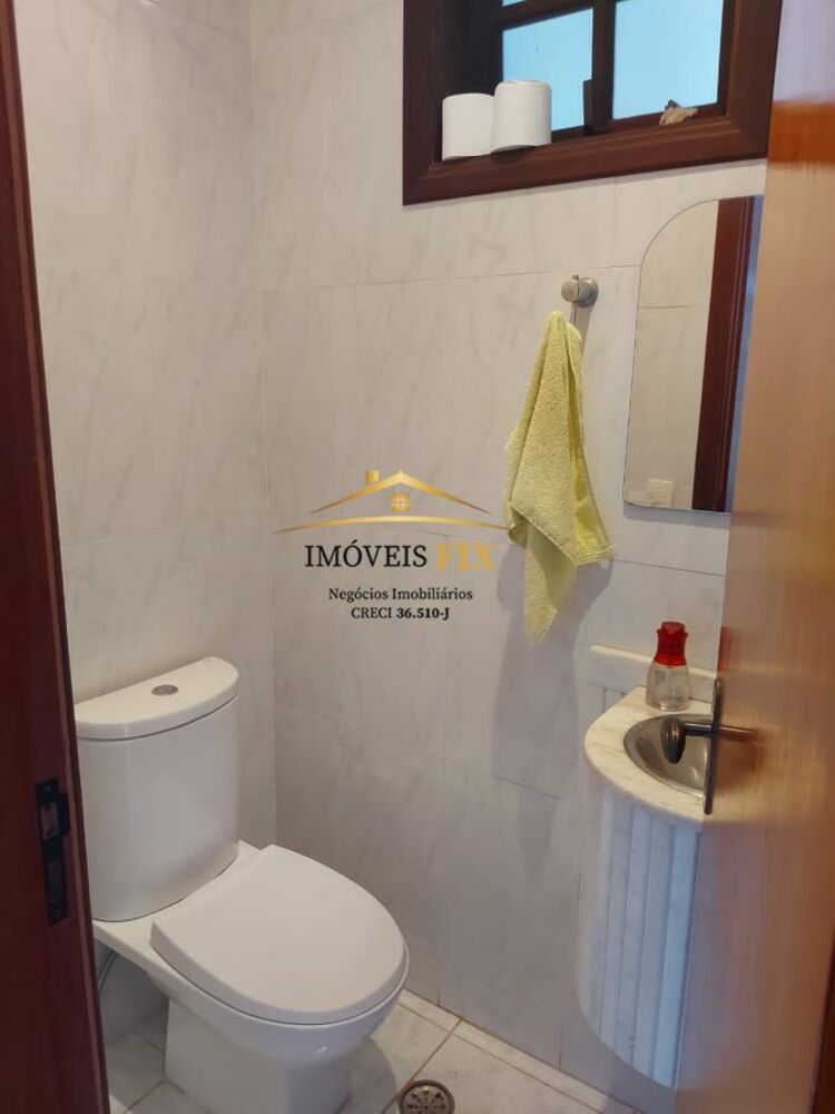 Casa, 3 quartos, 226 m² - Foto 3