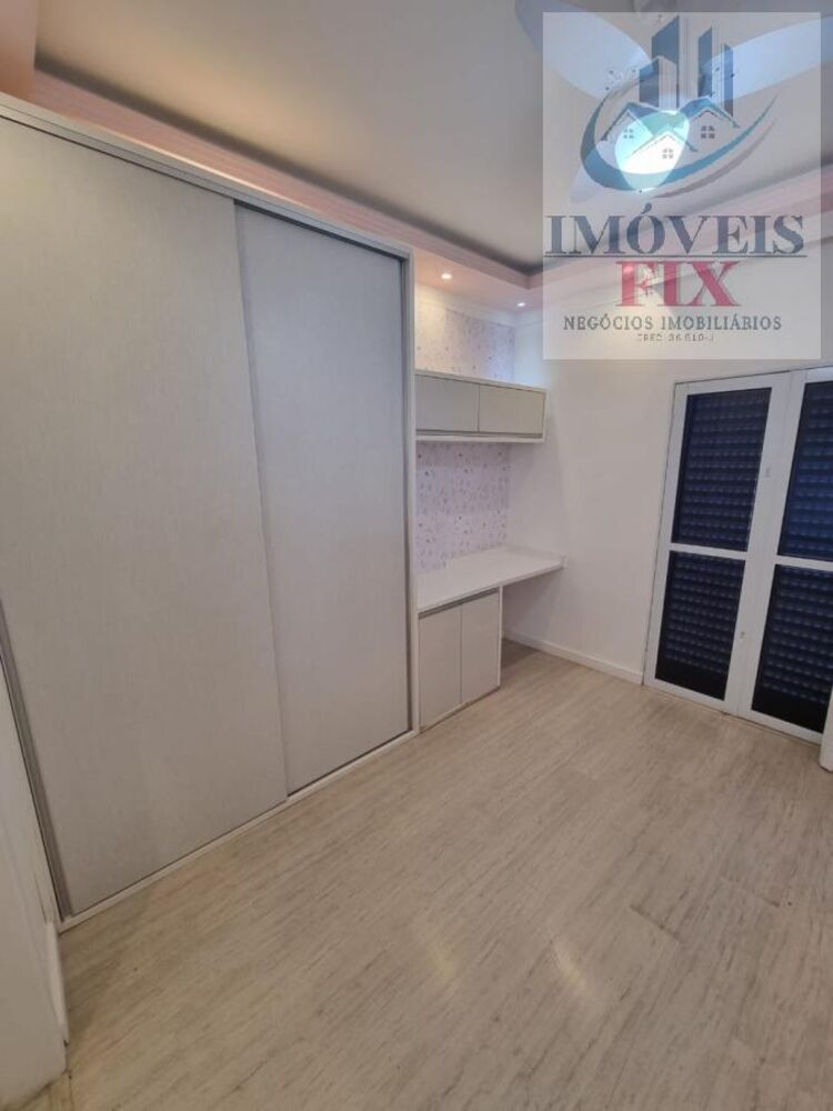 Casa para alugar com 4 quartos, 285m² - Foto 4