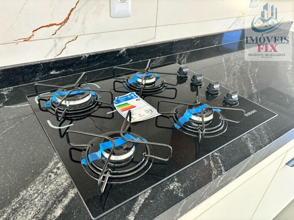Casa à venda com 3 quartos, 120m² - Foto 2