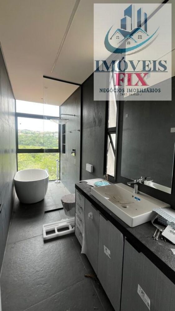 Casa de Condomínio à venda com 5 quartos, 301m² - Foto 4