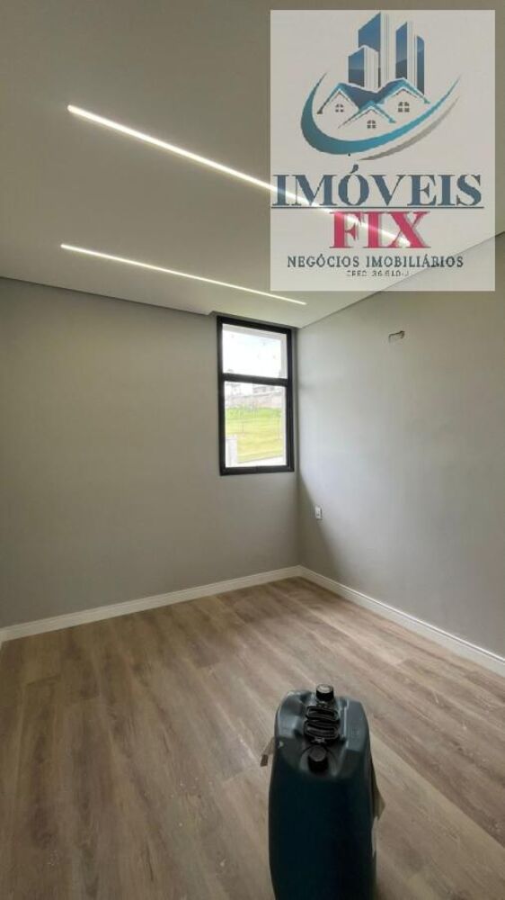 Casa de Condomínio à venda com 5 quartos, 301m² - Foto 5