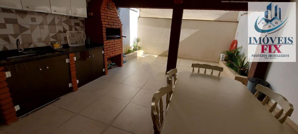 Casa, 3 quartos, 262 m² - Foto 3