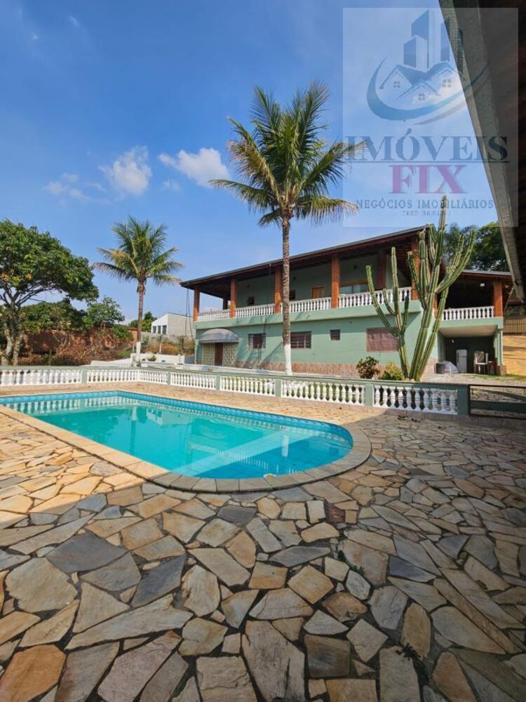 Chácara à venda com 7 quartos, 386m² - Foto 1