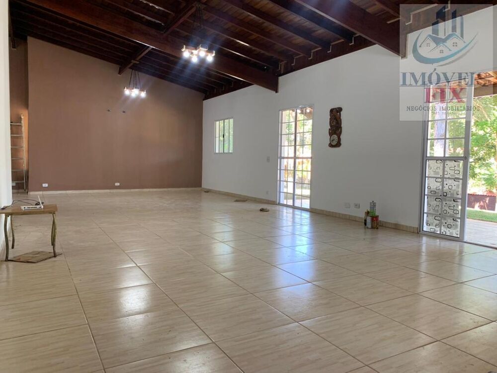 Chácara à venda com 3 quartos, 200m² - Foto 4